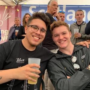 Meet your Posher, Laureano